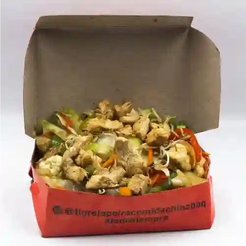 Medio Chop Suey Pollo
