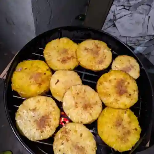 Porcion de Piña Ahumada Al Barril
