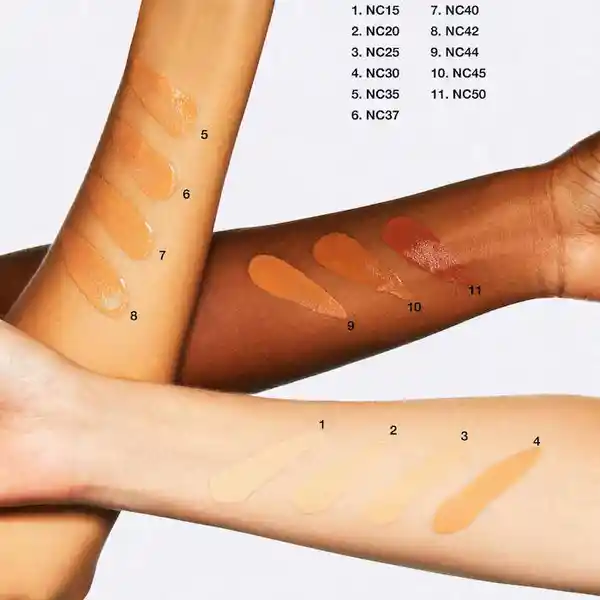 Base Studio Waterweight Foundation Spf Nc45