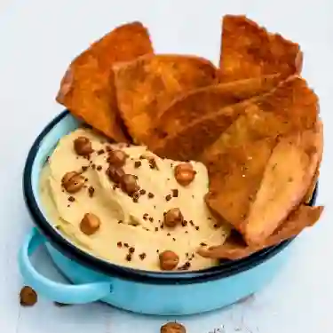 Hummus Con Chips O Pan.