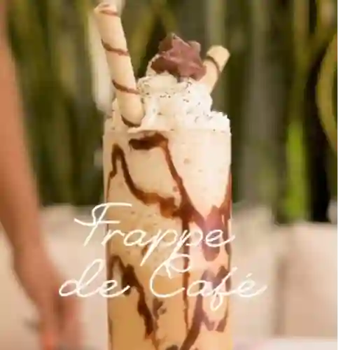 Frappe de Cafe con Chantilli