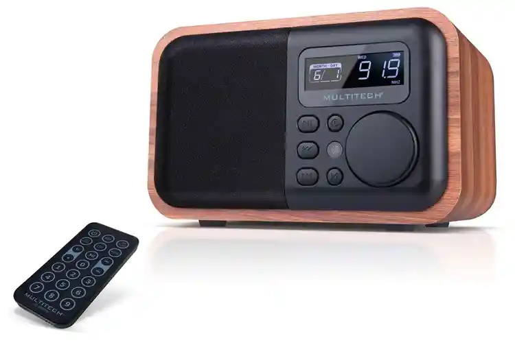 Multitech Parlante Bluetooth Radio FM USB 