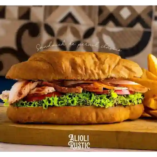 Sandwich de Pernil Clásico
