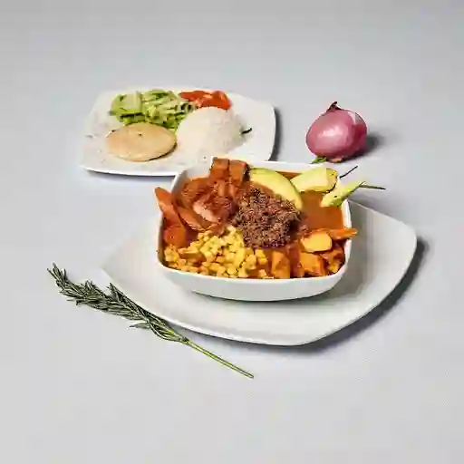 Cazuela Ranchera + Bebida