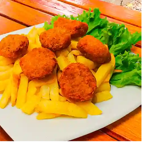 Nuggets con Papa Rústica