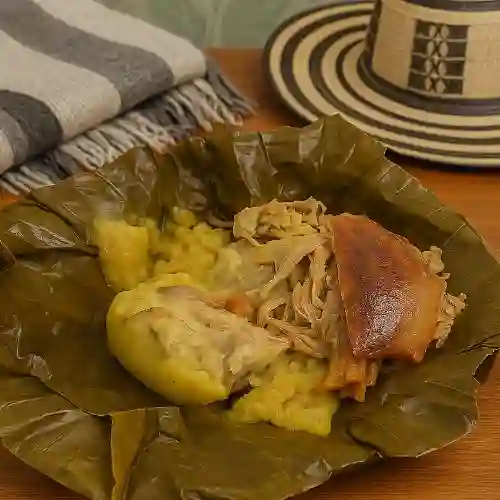 Tamal Criollo Encopetado