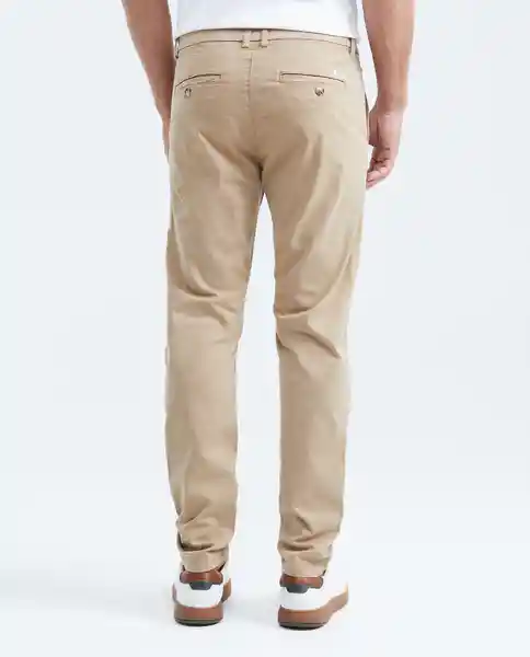 Pantalón Smart Color Hombre Café Quemado Claro 38 Chevignon