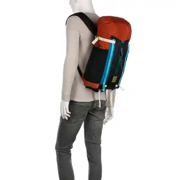 Topo Designs Mochila de Montaña Color Chedrón 16 L