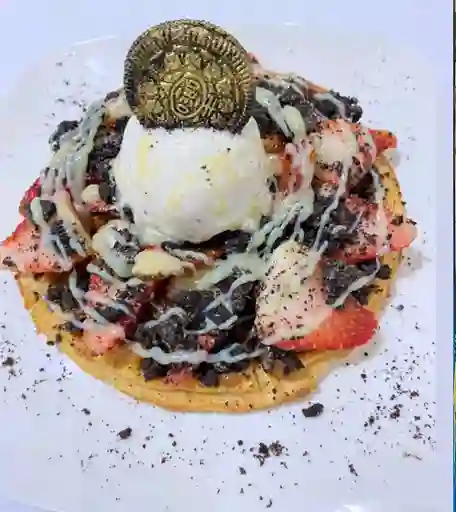 Waffle Oreo y Arequipe