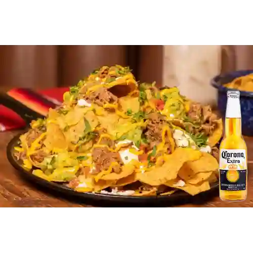 Combo Nachos a la Rancheria + Corona 330 ml