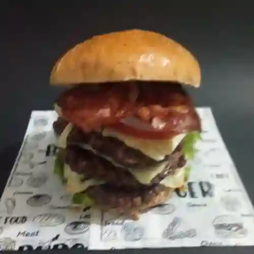 Hamburguesa Triple Tocinetera