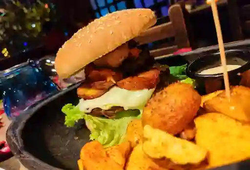 Hamburguesa Criolla
