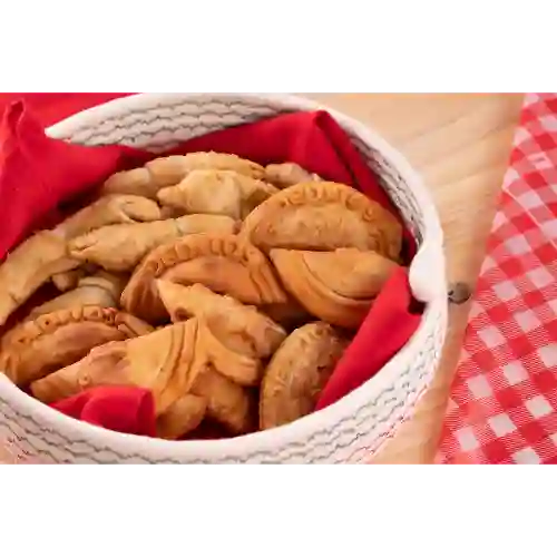 Empanadas + Deditos