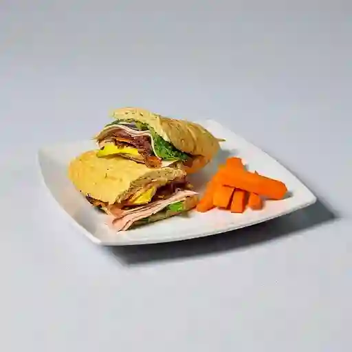 Sándwich California Club
