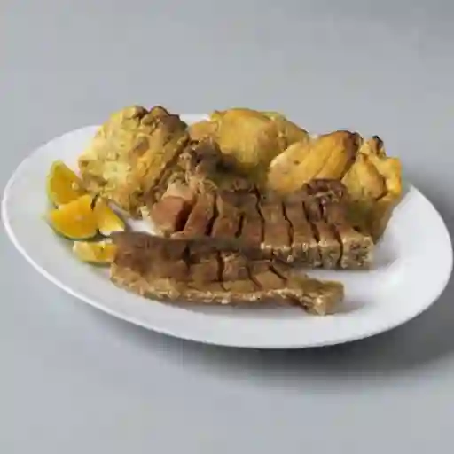 Combo Medio Plato de Chicharrón +Cocacola Light 400ml