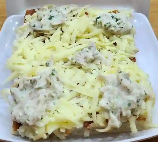 Pizza Pollo Champiñón