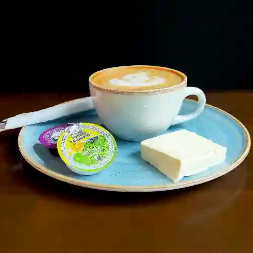 Café con Leche Santafereño