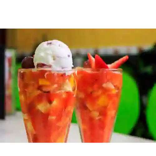 Salpicon de Frutas con Helado