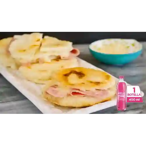 Arepa Rellena de Jamón Queso +Postobón Manzana 400ml