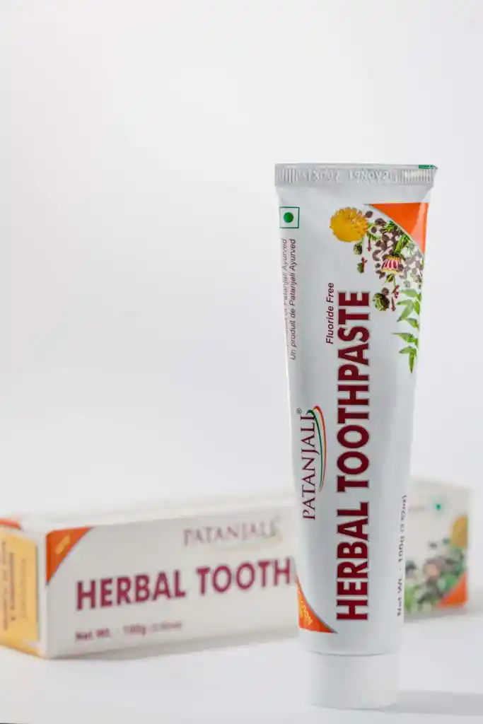 Patanjali Crema Dental Herbal