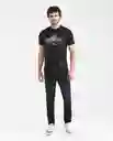 Camiseta Graphic Negro Sombrío Ultra Oscuro T. M Chevignon