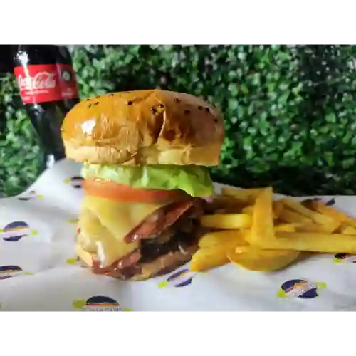 Saturno Burguer en Combo