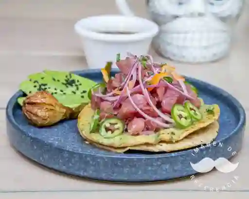 Tostadas de Atún Ahumado
