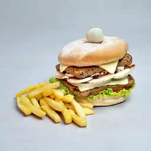 Combo Hamburguesa Doble Carne Especial + Poker