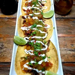 Tacos Chorreados