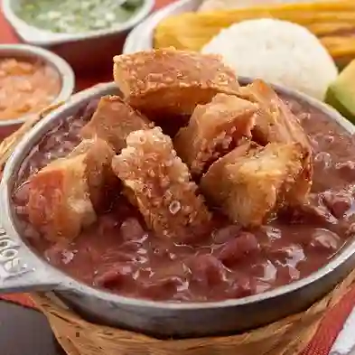 Frijolada Chicharrón