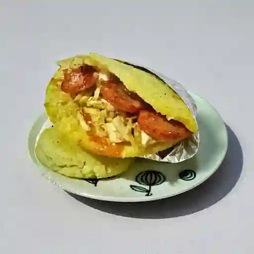 Gordita de Queso y Chorizo