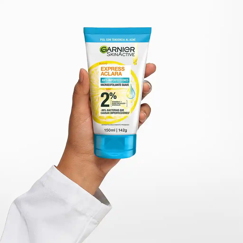 Limpiador Garnier Express Aclara Anti Imperfecciones Scrub