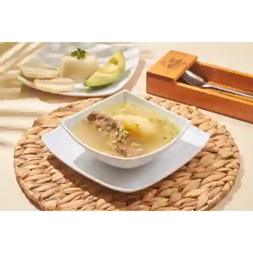 Caldo de Costilla