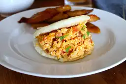 Huevos Revueltos Con Arepa 1 und