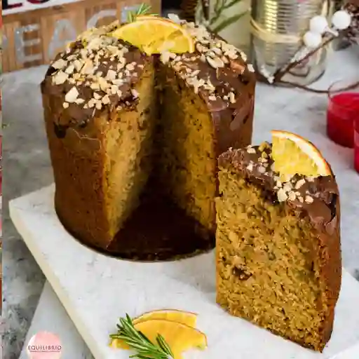 Panettone mediano de 4 a 6 porciones