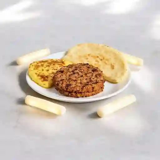 Torta de Carne Frita con Arepa Media Tel