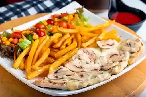 Pechuga en Salsa de Champiñones