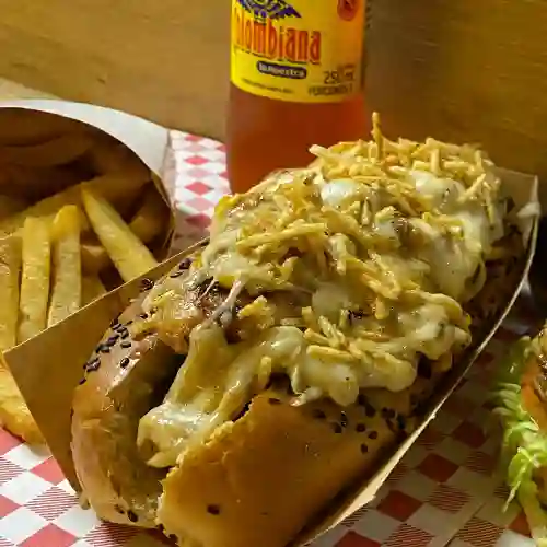 Perro, Papas y Gaseosa