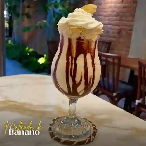 Malteada de Banano y Maní