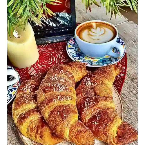 Croissant Ranchero