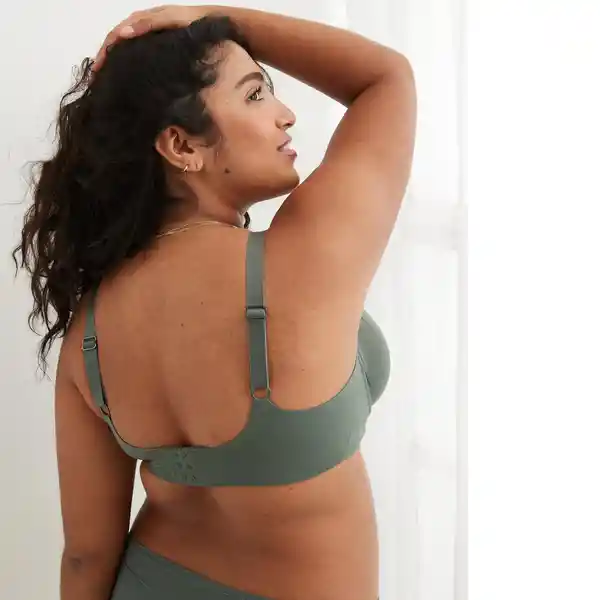 Brasier Verde Talla: 34 C American Eagle