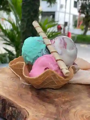Estrella de Helado Tres Bolas