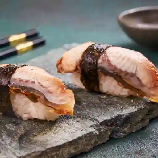 Niguiri de anguila