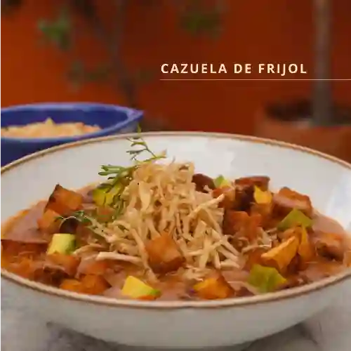 Cazuela de Frijol