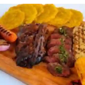 Parrillada Colombiana