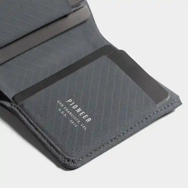 Pioneer Billetera Con Protección Rfid Altitude Slate