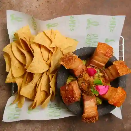 Guacamole con Chicharron