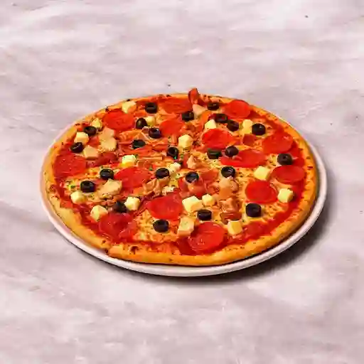 Pizza Mediana 8 Porciones De 32cm Super Carne