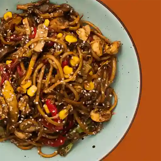 Pasta con Vegetales Al Wok