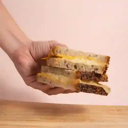 Sándwich de Quesos